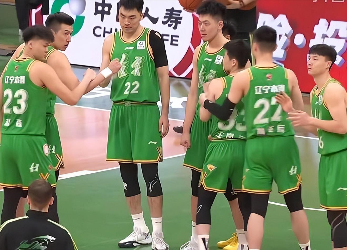 华体会-辽宁输青岛揪出两大废才，两首发合砍0分，坑惨杨鸣，一言难尽