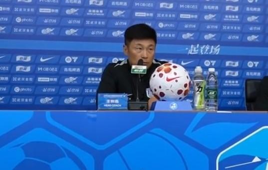 华体会团队-李国旭：全队对第一场比赛过程都不满意，本周大家统一了思路